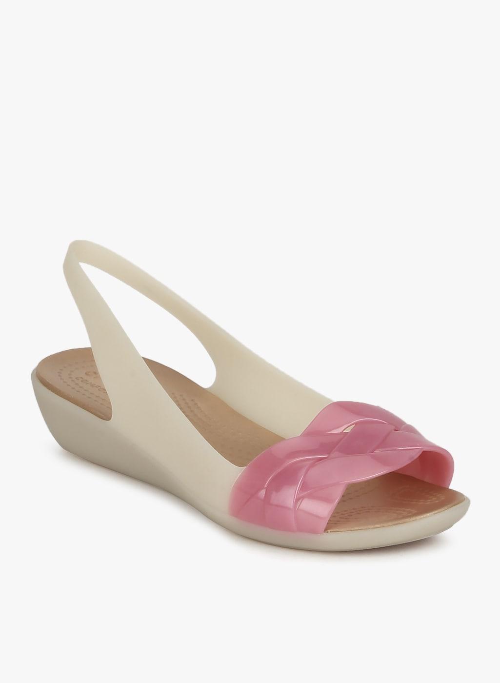 crocs women off-white & pink colourblocked open toe flats