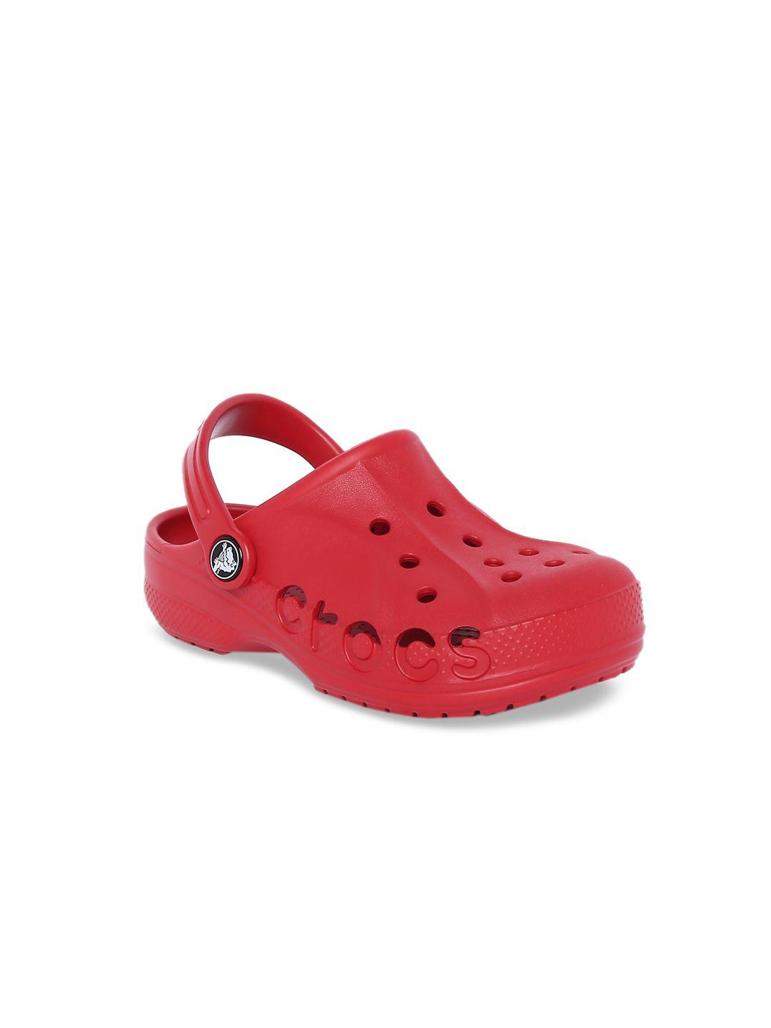 crocs baya  unisex red clogs