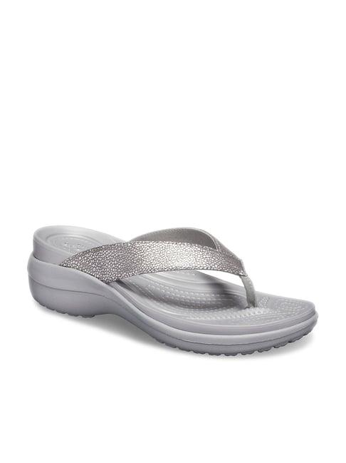 crocs capri pewter thong wedges