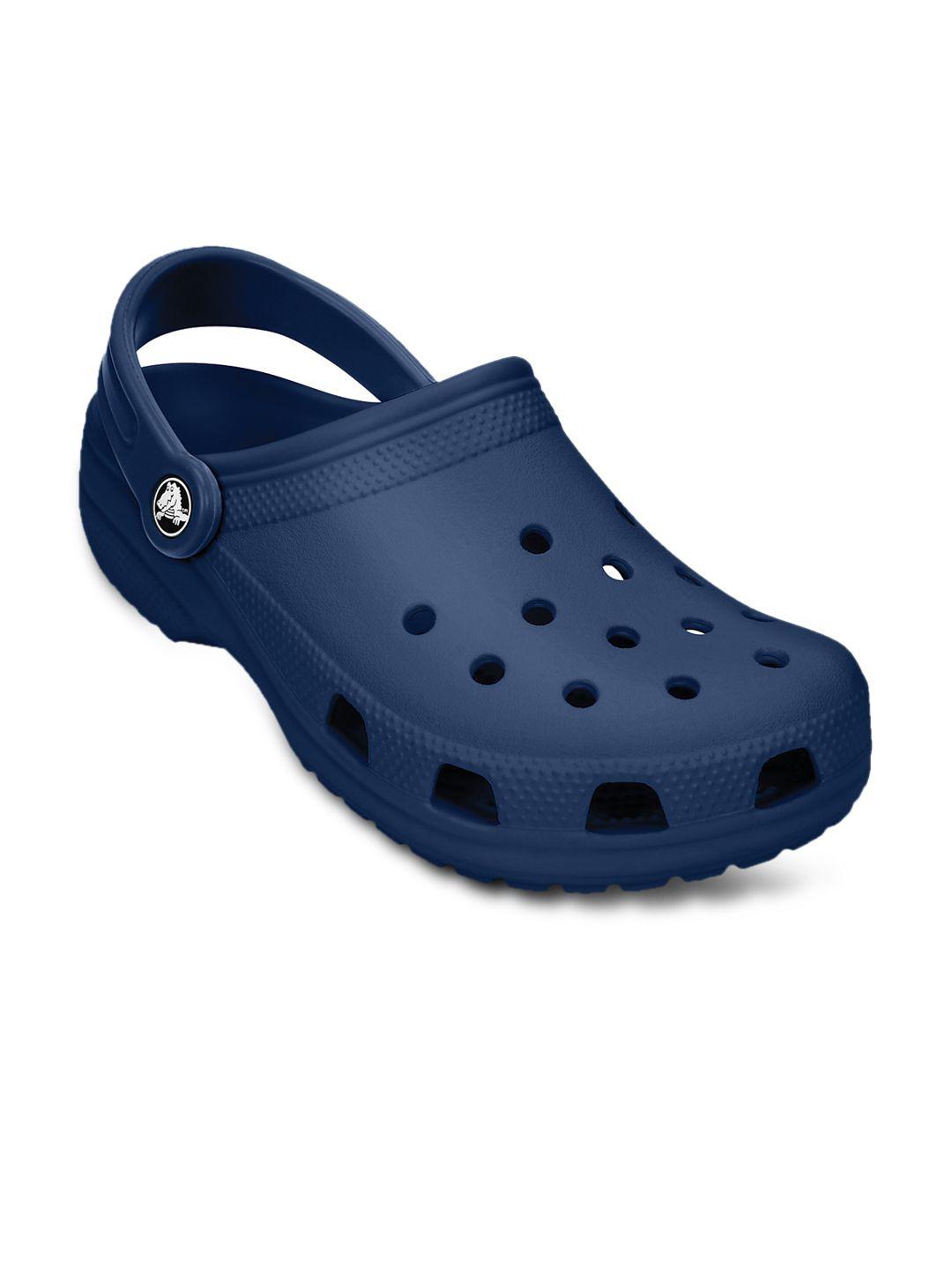 crocs classic  men navy clogs