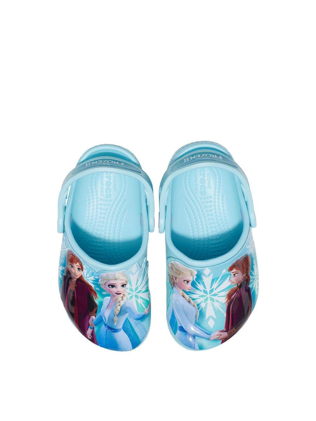 crocs girls blue & red clogs sandals