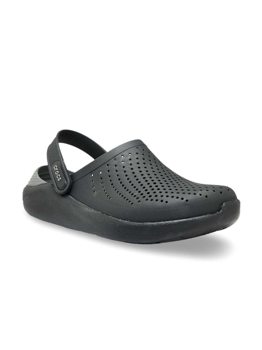 crocs men black clogs