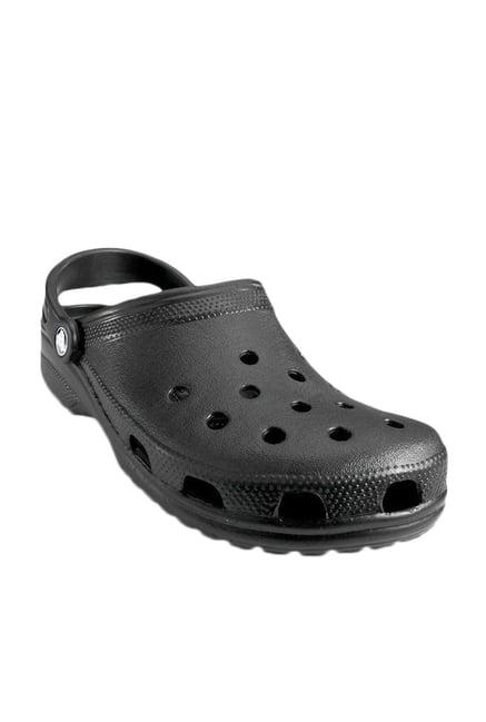 crocs unisex classic black clogs