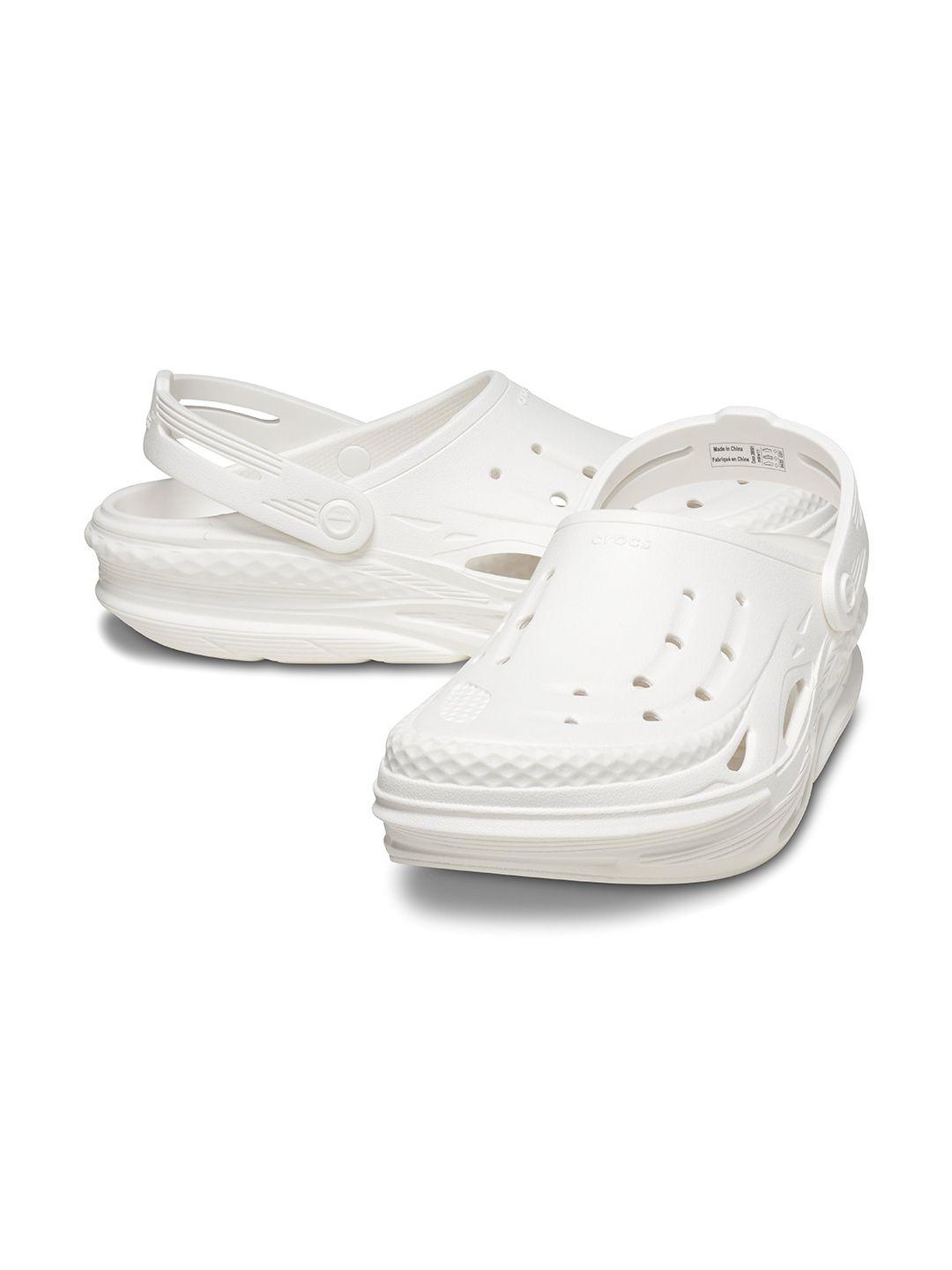 crocs unisex round toe croslite clogs