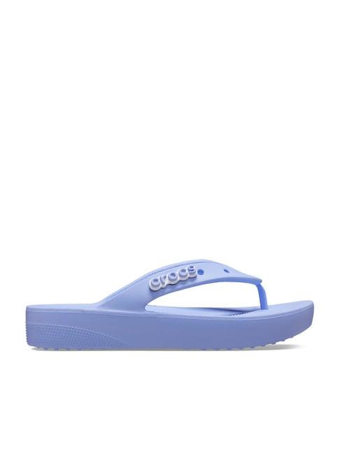 crocs women's classic blue wedge flip flops