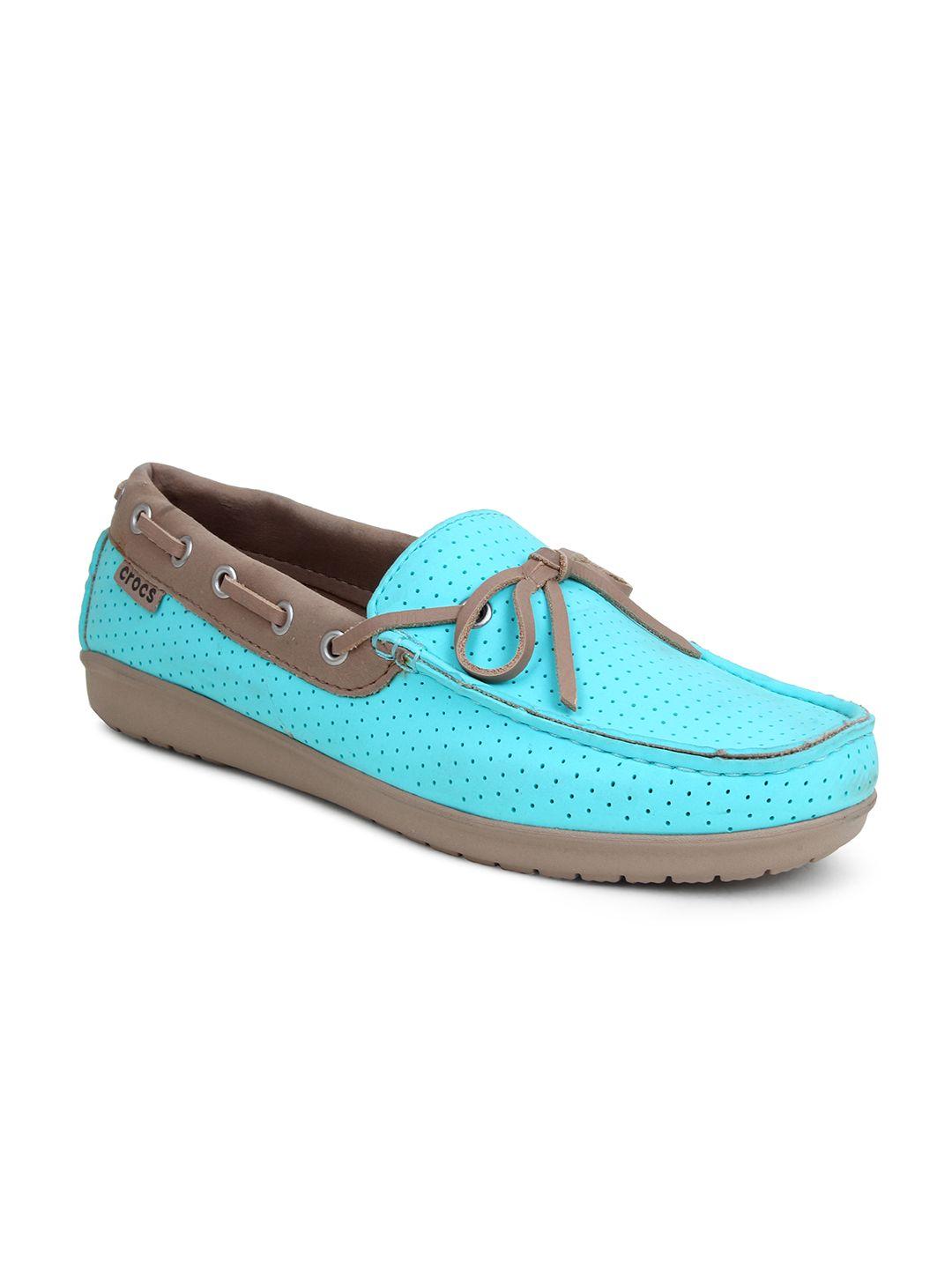 crocs women blue perforated loafers