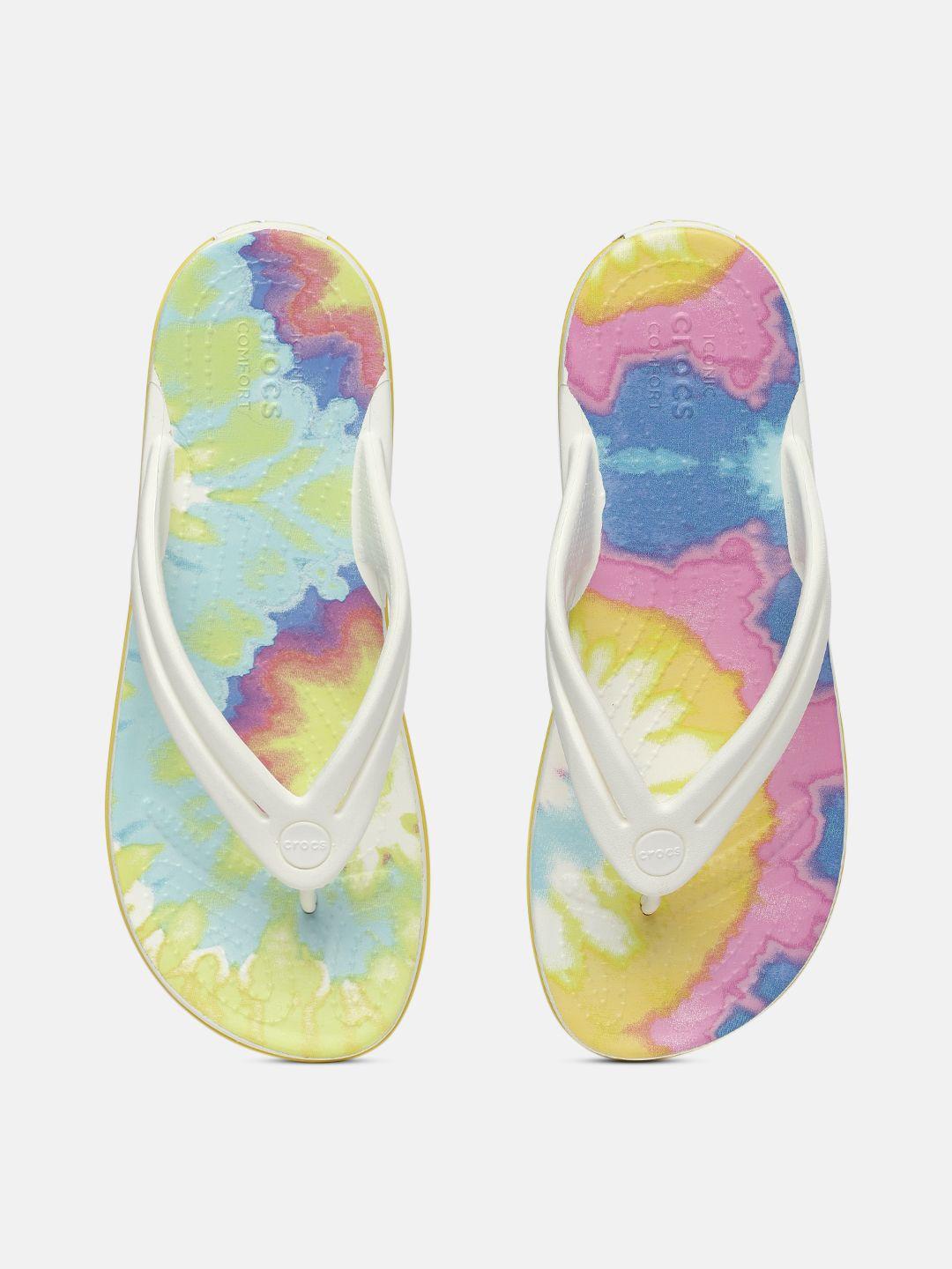 crocs women multicoloured tie dye printed thong flip-flops