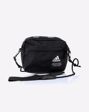 crossbody bag with detachable strap