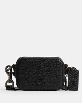 crossbody pouch with detachable strap