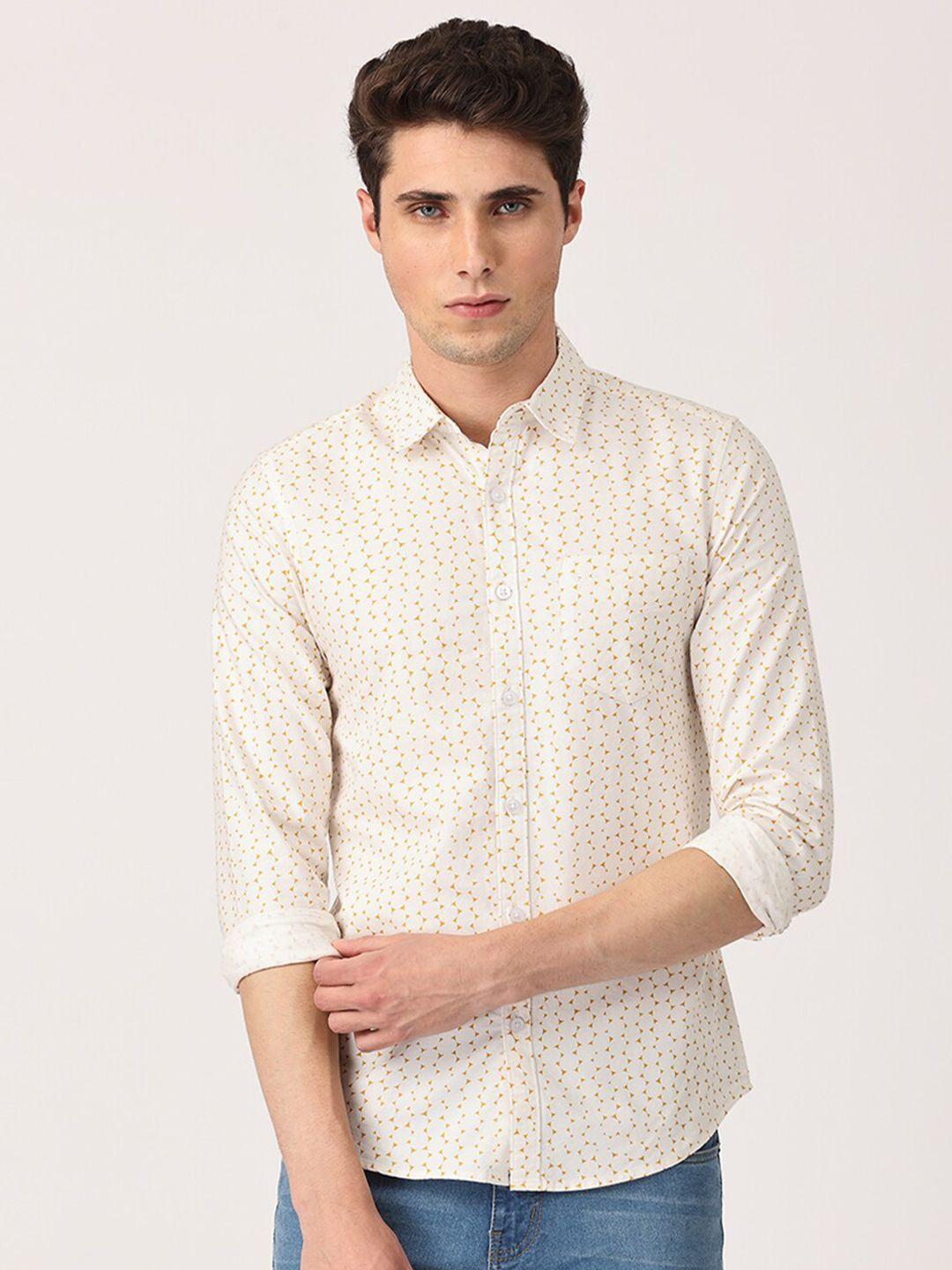 crosscreek men off white comfort slim fit printed pure cotton casual shirt