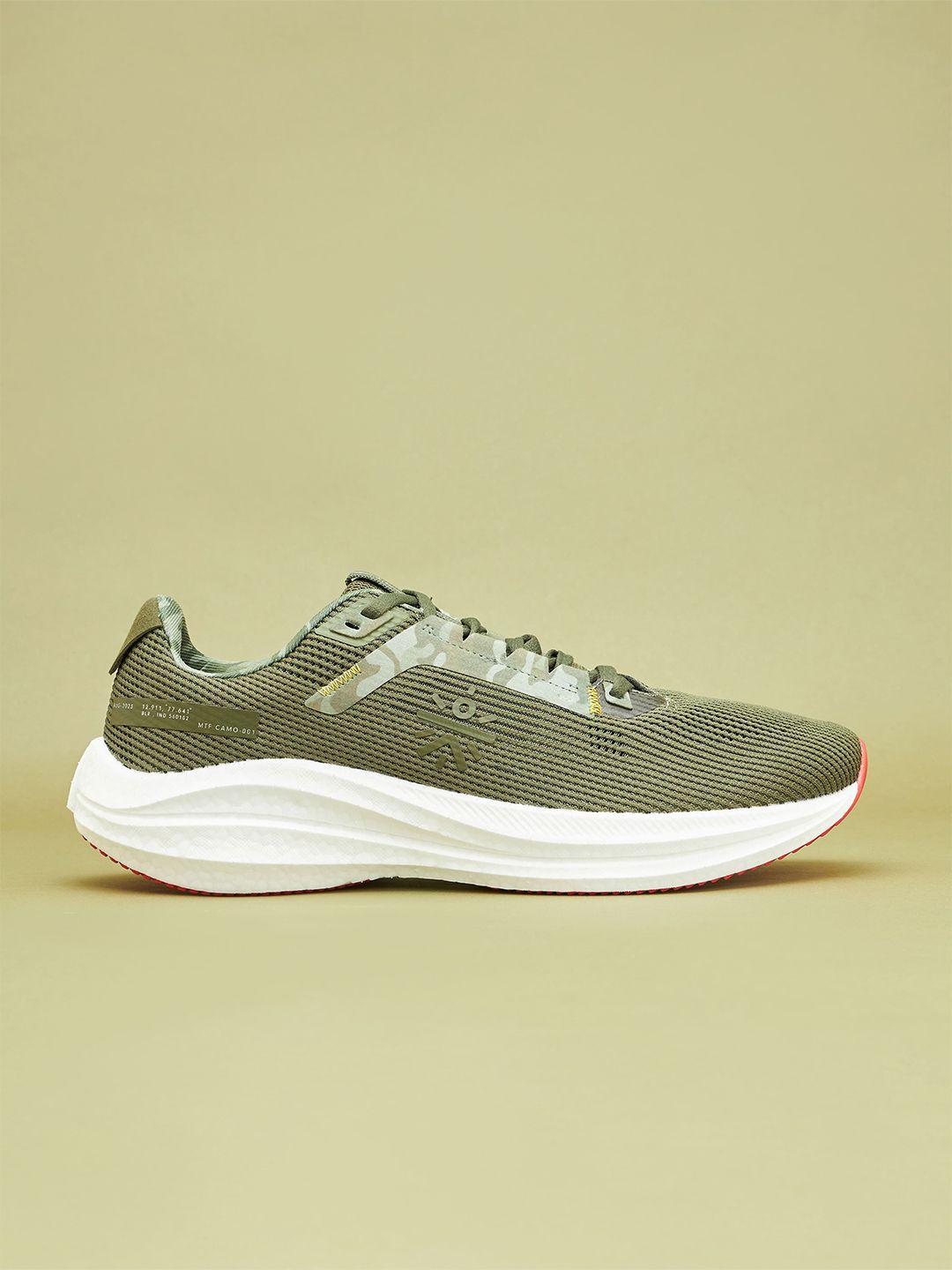 cultsport men versa dfndr running shoes