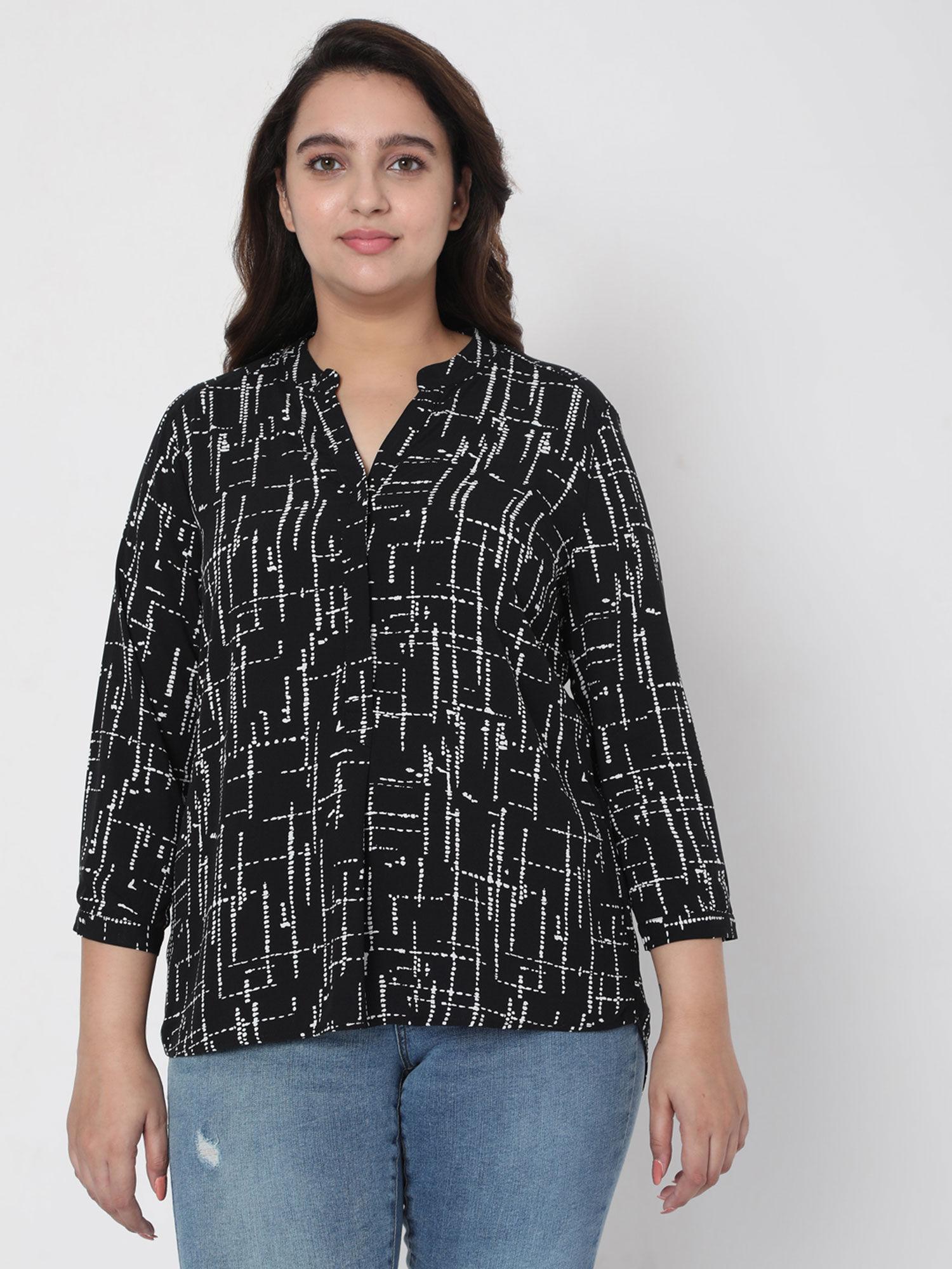 curve black printed tops