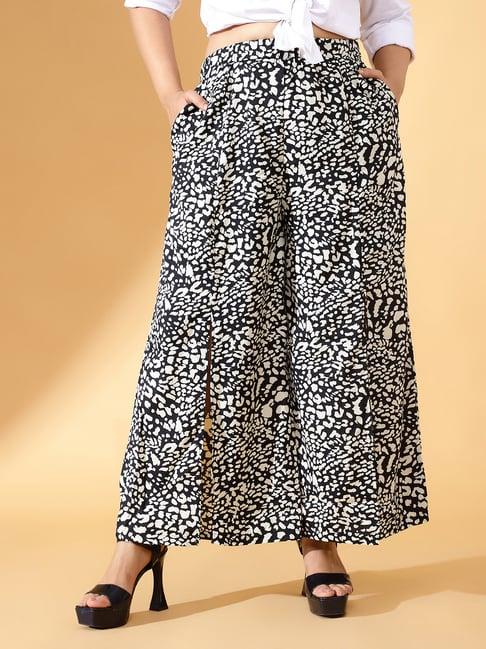 curve by kassually black & white printed trousers