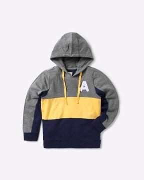 cut & sew hoodie with applique