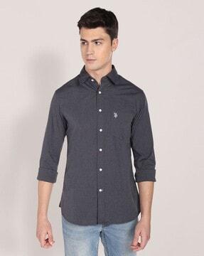 cut-away collar patched-pocket shirt