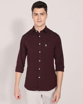 cut-away collar patched-pocket shirt