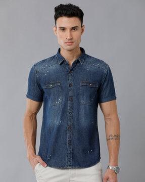 cutaway-collar shirt with flap pockets