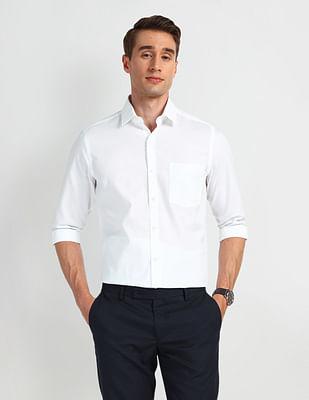 cutaway collar cotton shirt