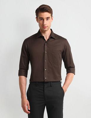 cutaway collar cotton shirt