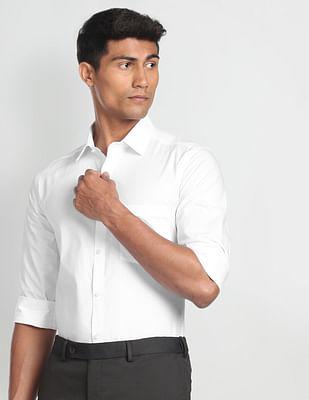 cutaway collar dobby formal shirt