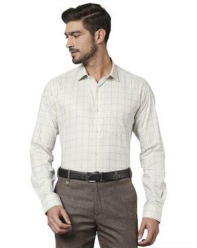 cutaway collar slim fit shirt