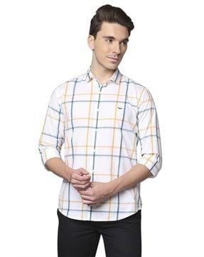 cutaway collar slim fit shirt