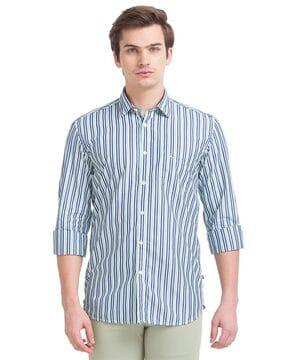 cutaway collar slim fit shirt