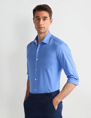 cutaway collar slim fit shirt