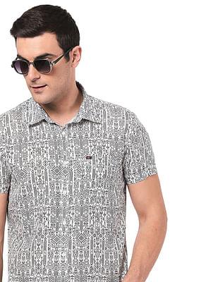 cutaway collar slim printed casual shirt