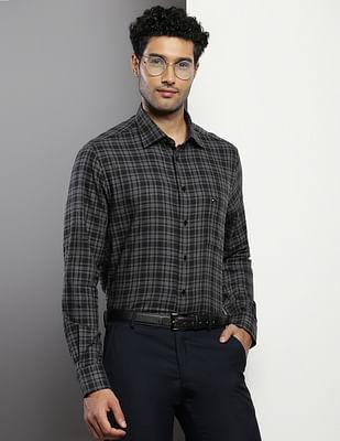 cutaway collar twill shirt