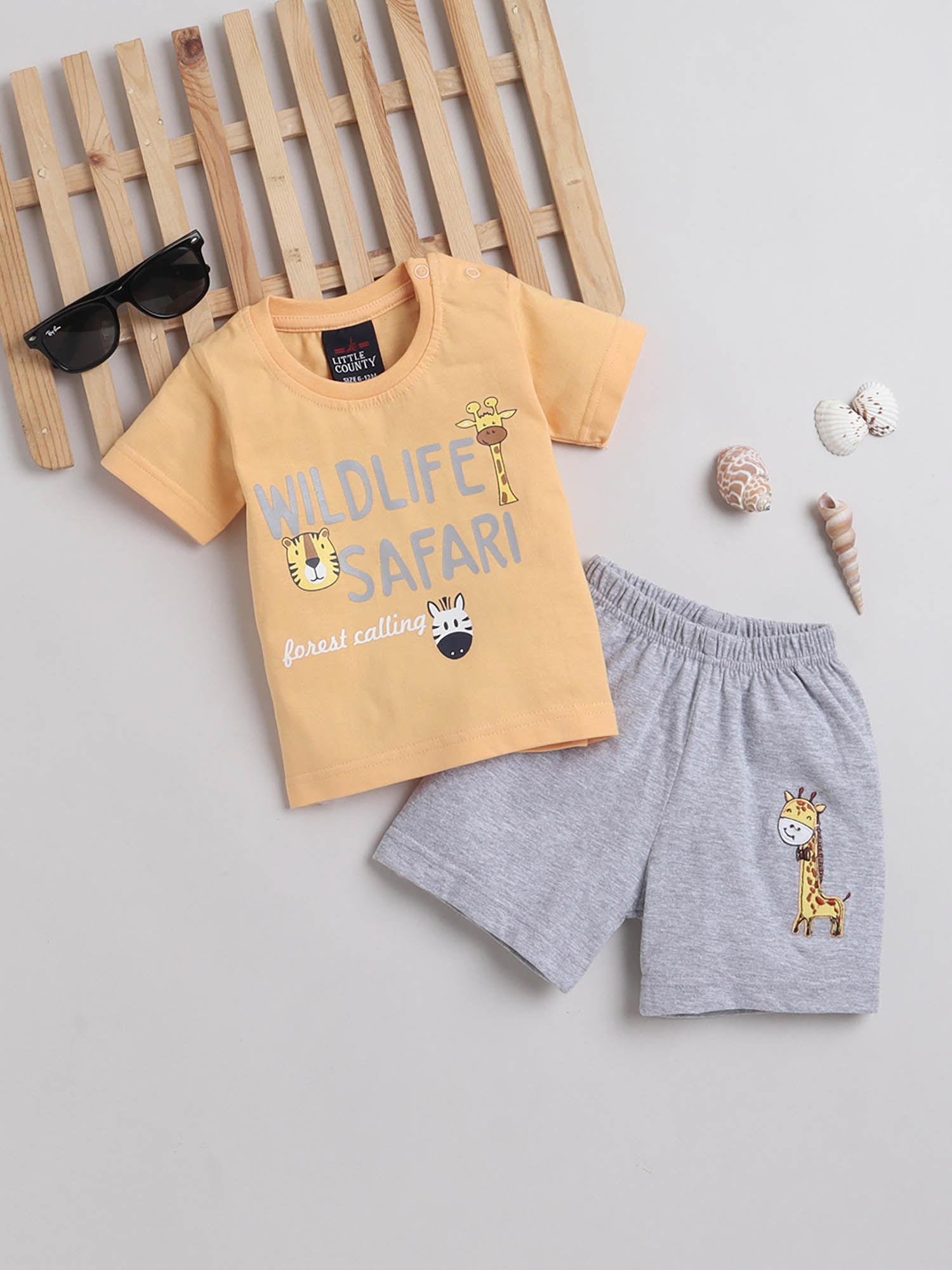 cute & comfy infant boys t-shirt & knitted shorts peach (set of 2)