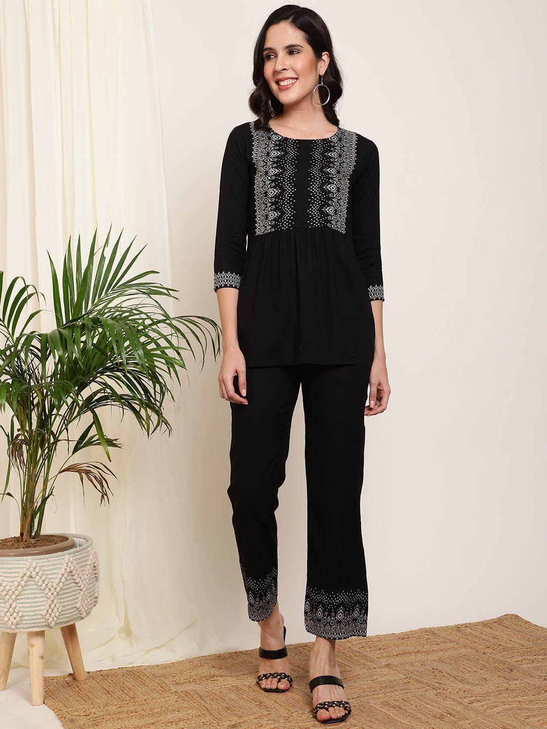 daevish ethnic motifs printed tunic with trousers