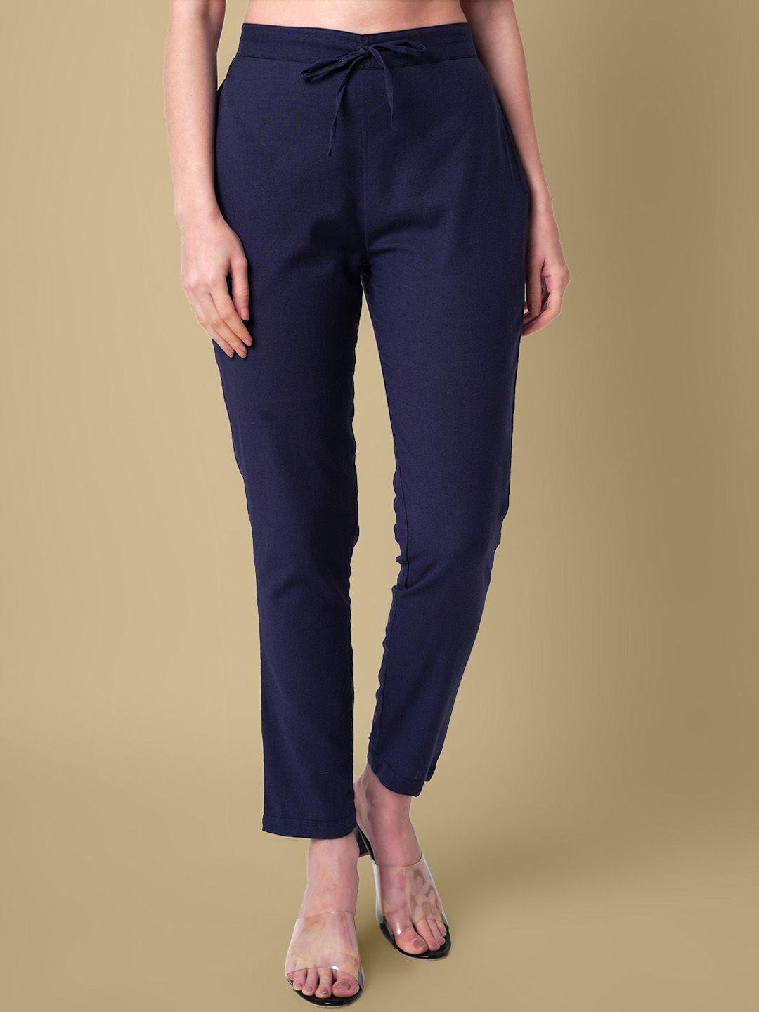 daevish women mid-rise relaxed straight leg pure cotton cigerette trousers