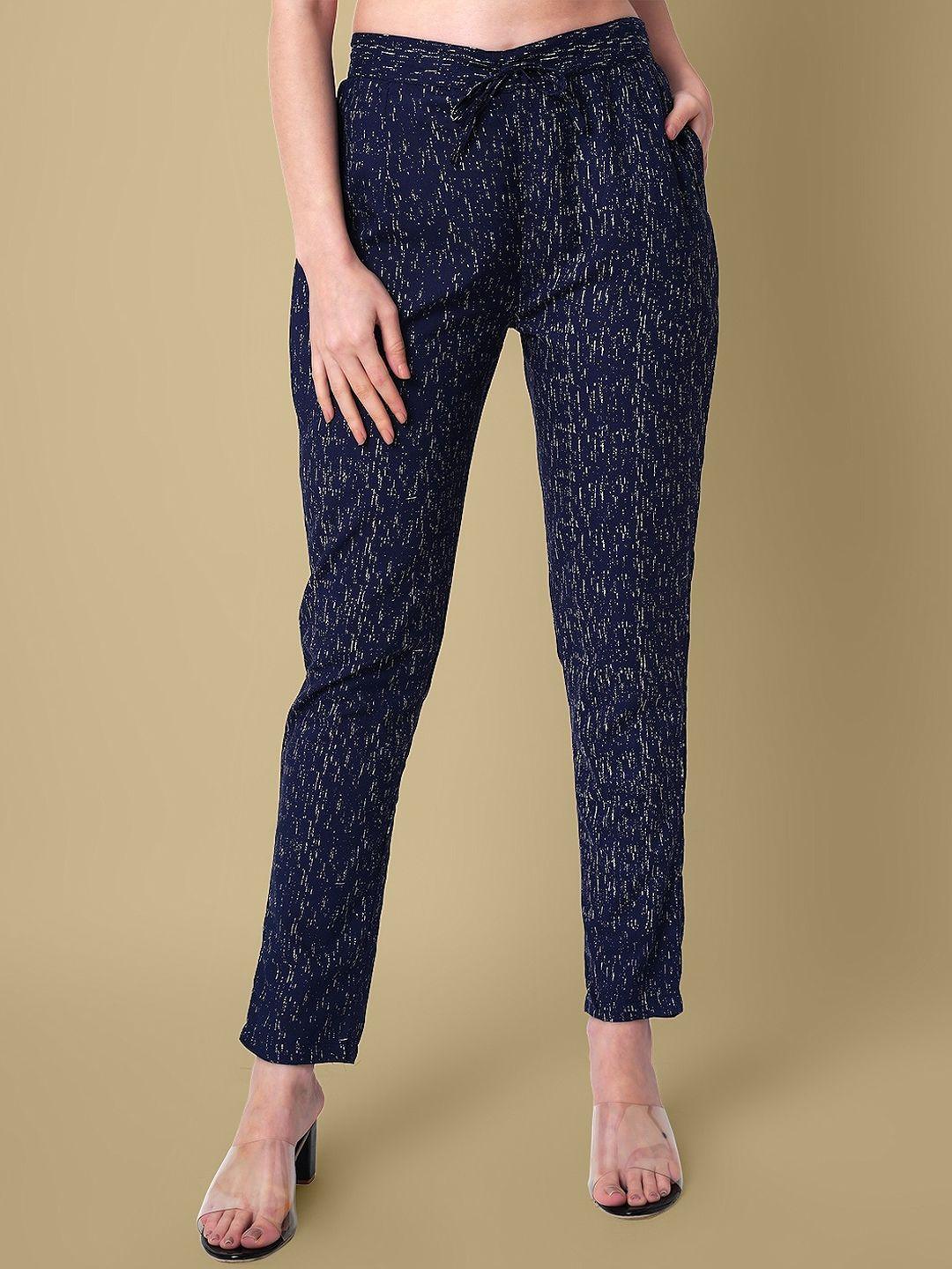 daevish women printed smart easy wash mid-rise trousers