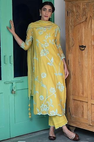daffodil yellow thread embroidered kurta set