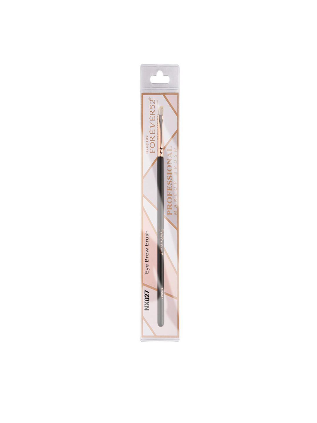 daily life forever52 eye brow brush nx027