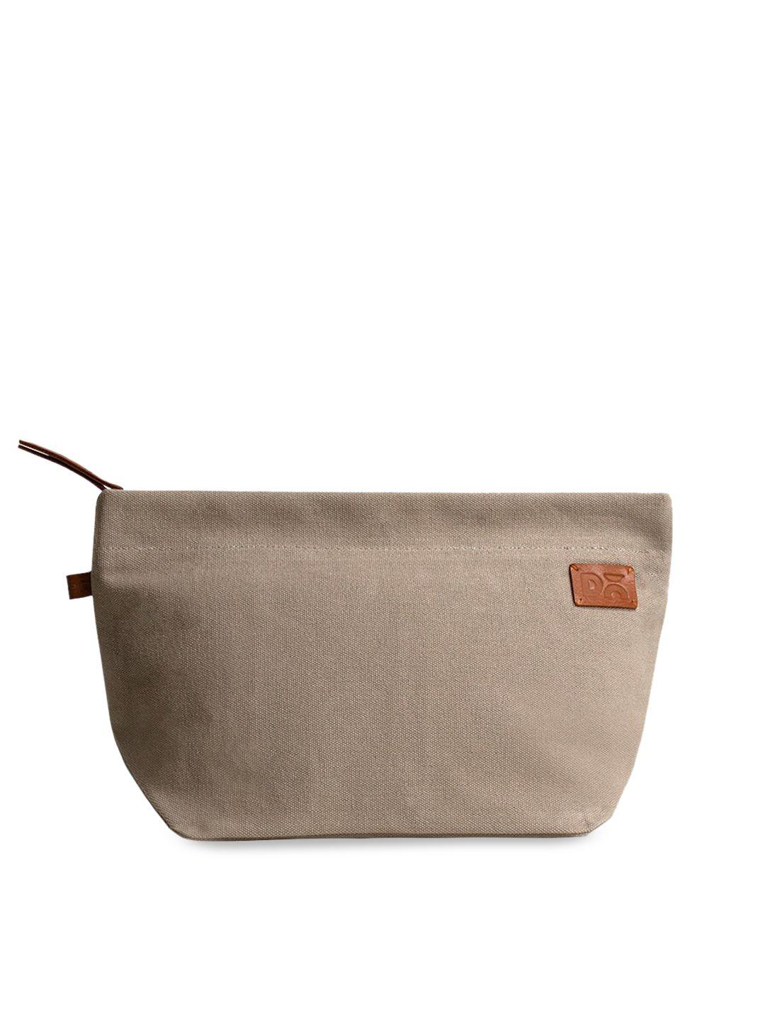 dailyobjects beige solid regular travel pouch