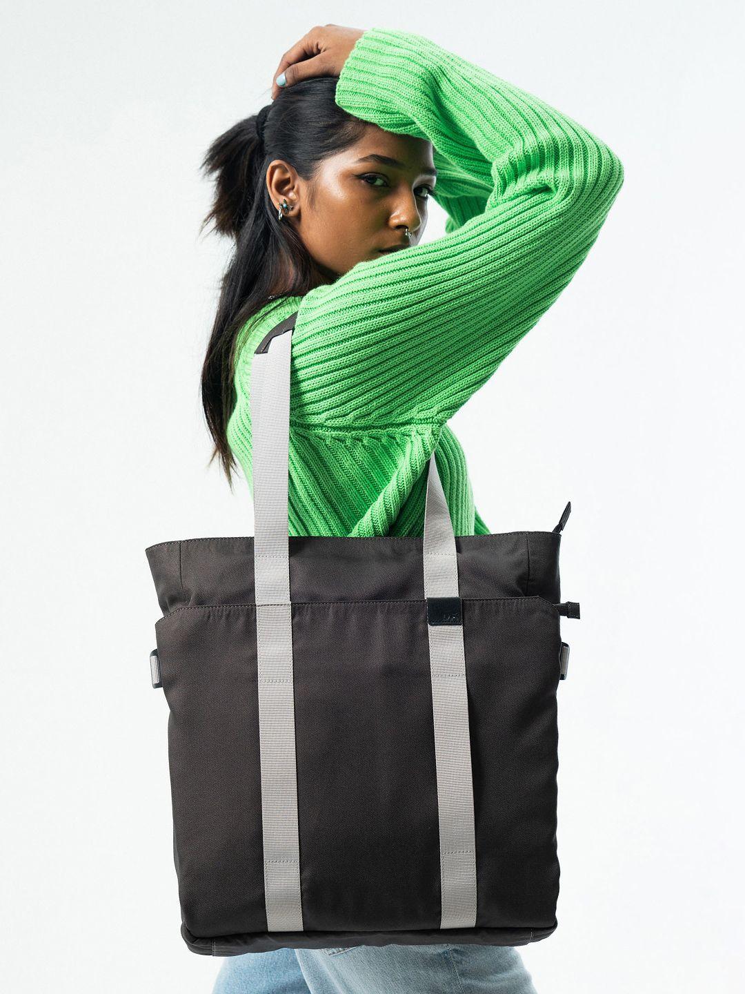 dailyobjects charcoal trunk laptop tote bag