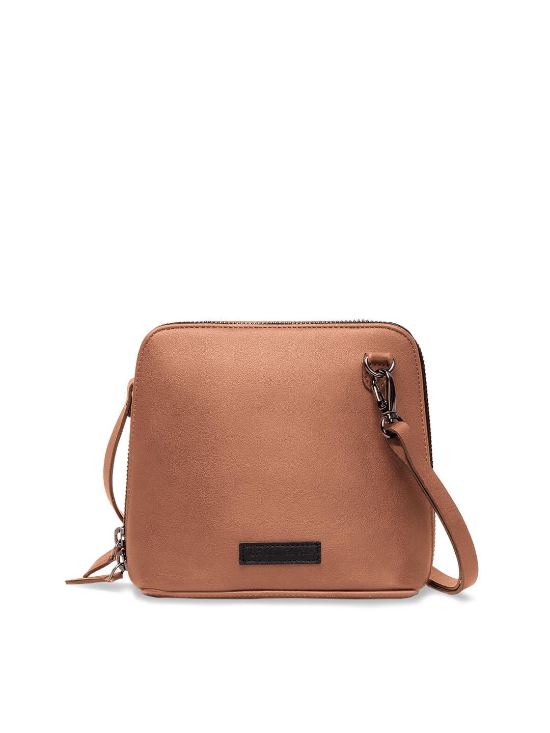 dailyobjects tan solid sling bag