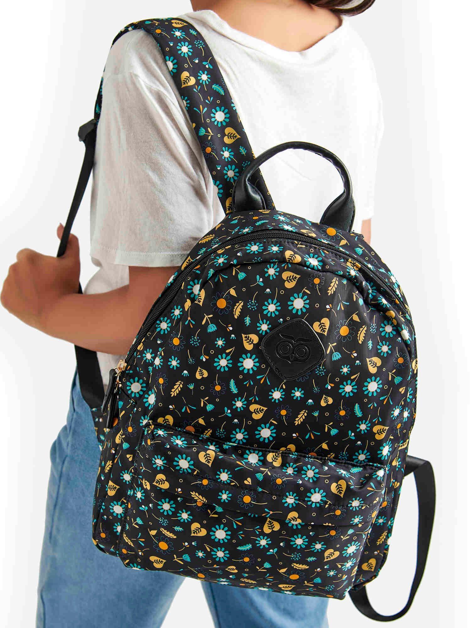 daisy day women's backpack - black