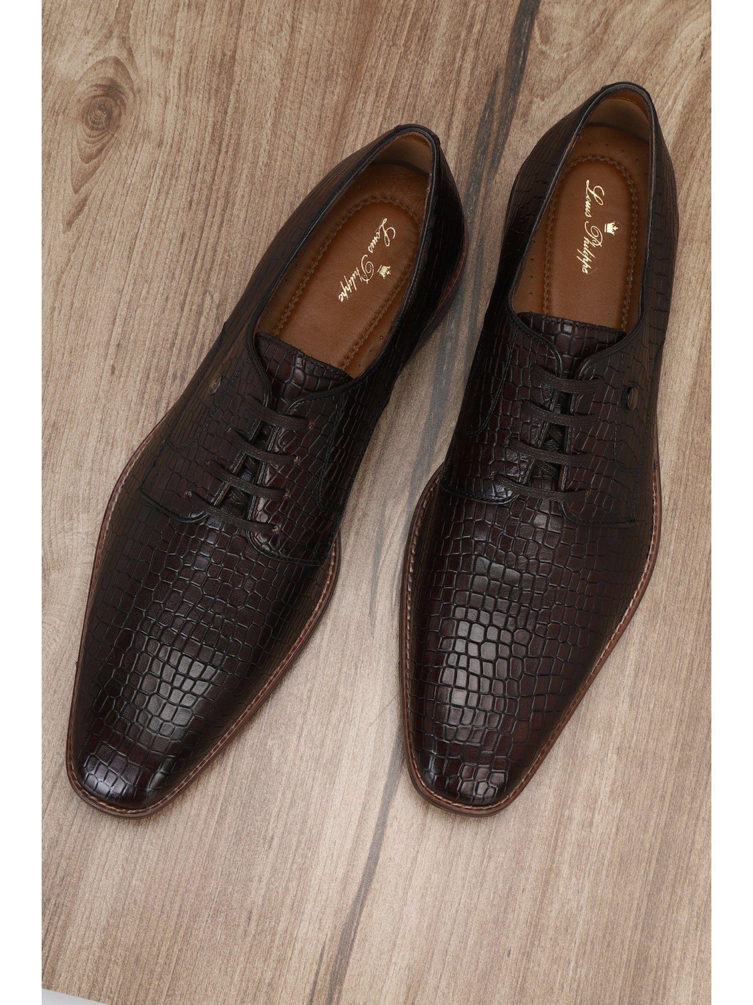 dark brown lace up shoes