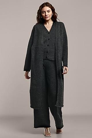dark grey woolen knitted cape set