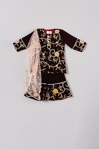 dark maroon hand embroidered kurta set for girls