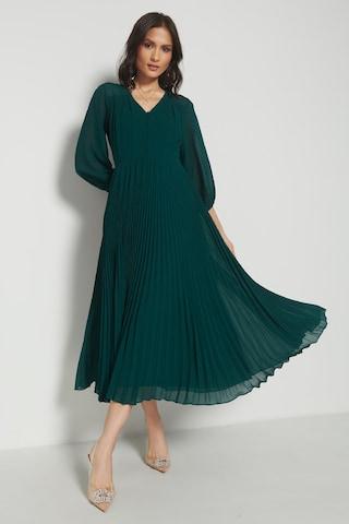dark green solid crop length casual women flared fit dress