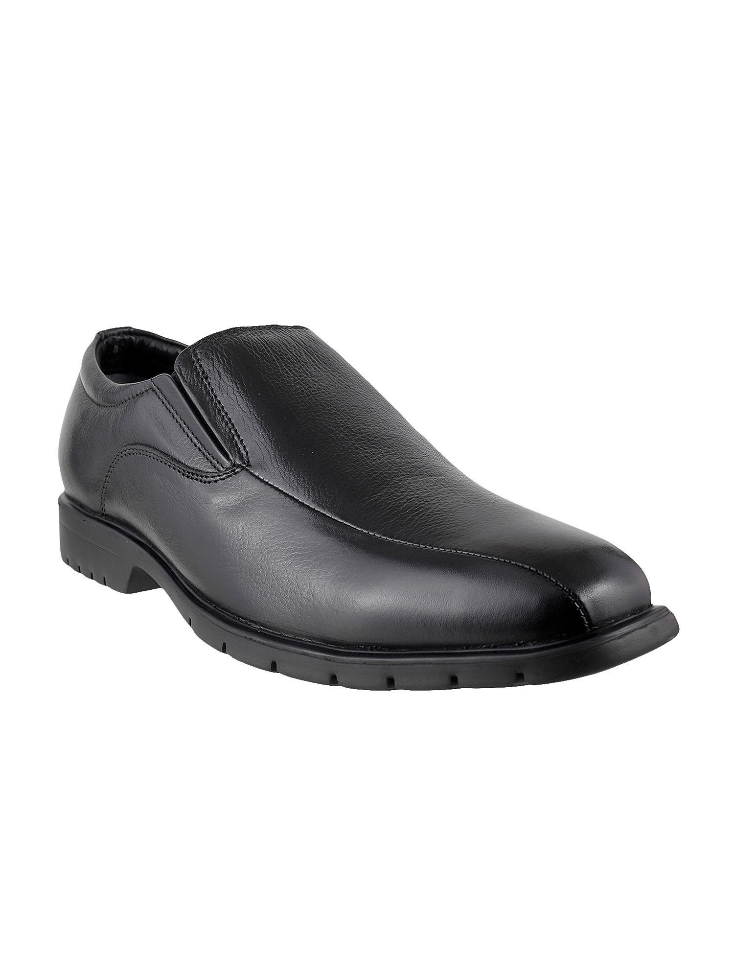 davinchi by metro black solid slip-on formal shoes