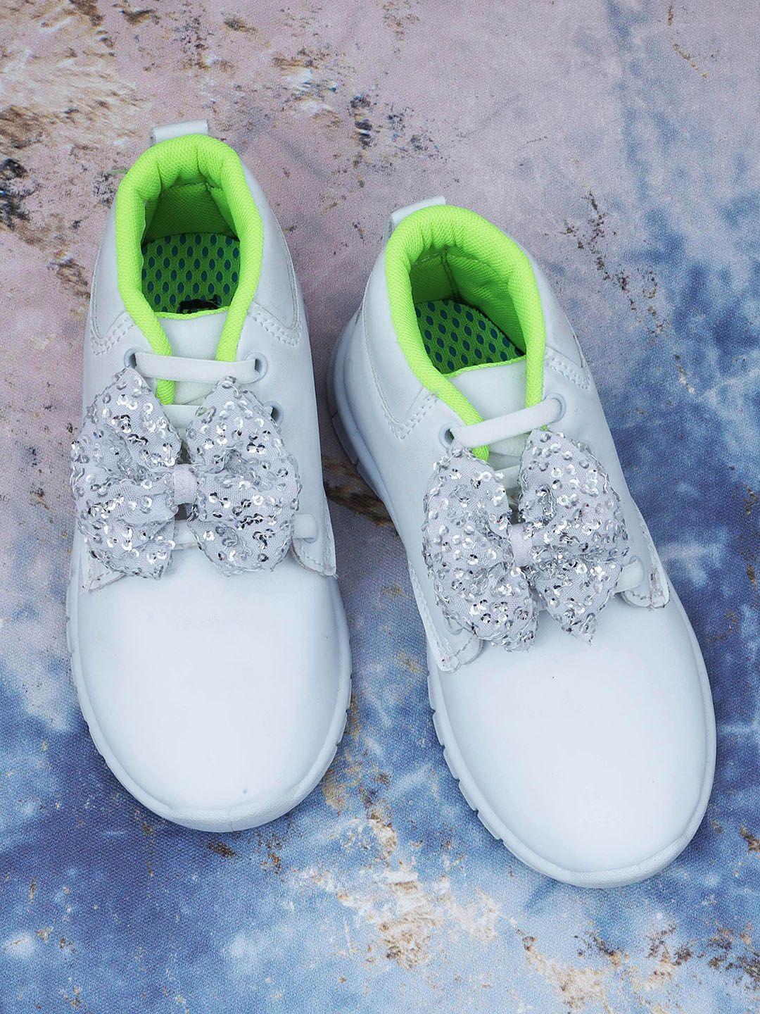 dchica girls white sneakers