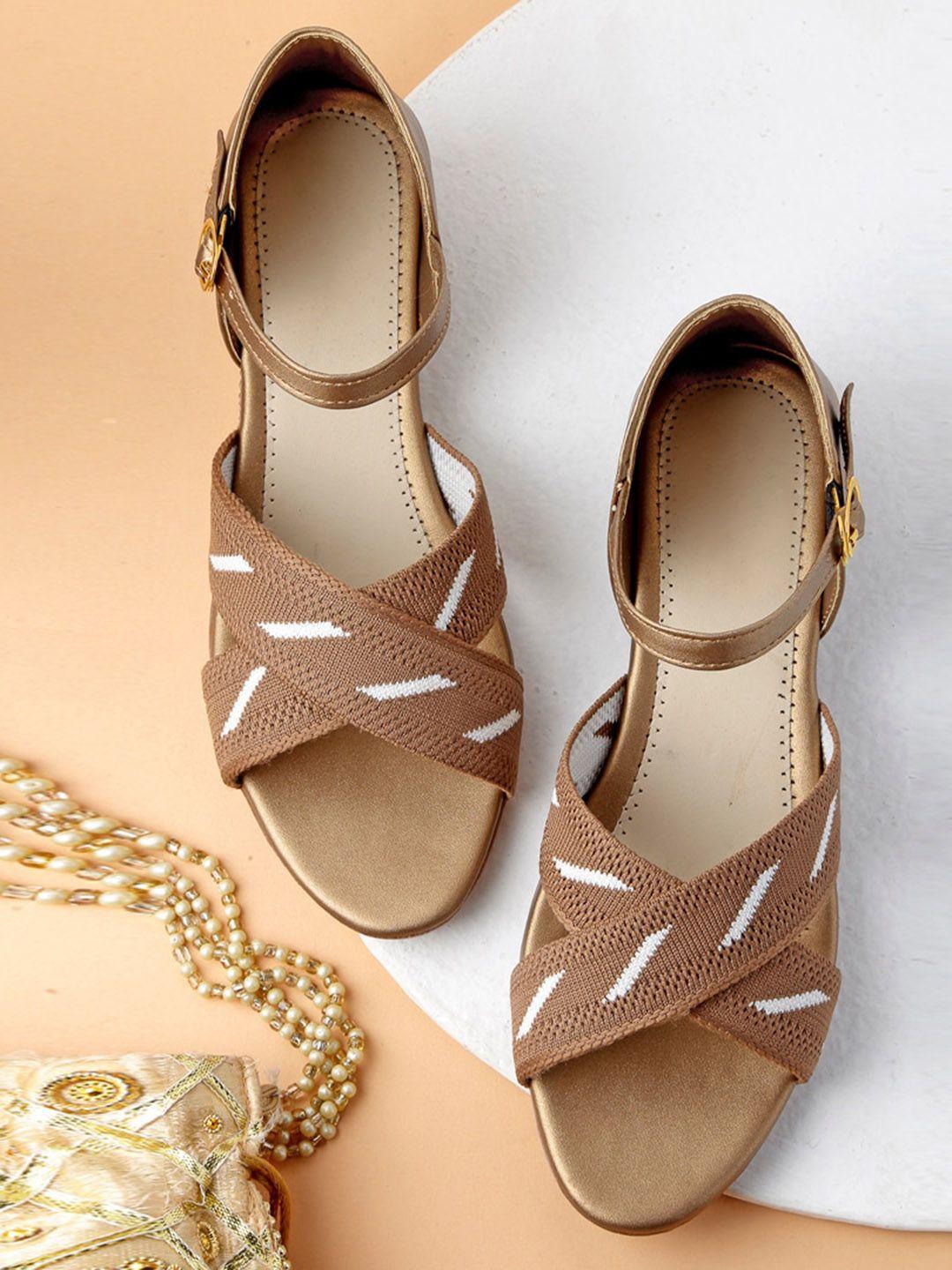 deas women open toe flats with laser cuts