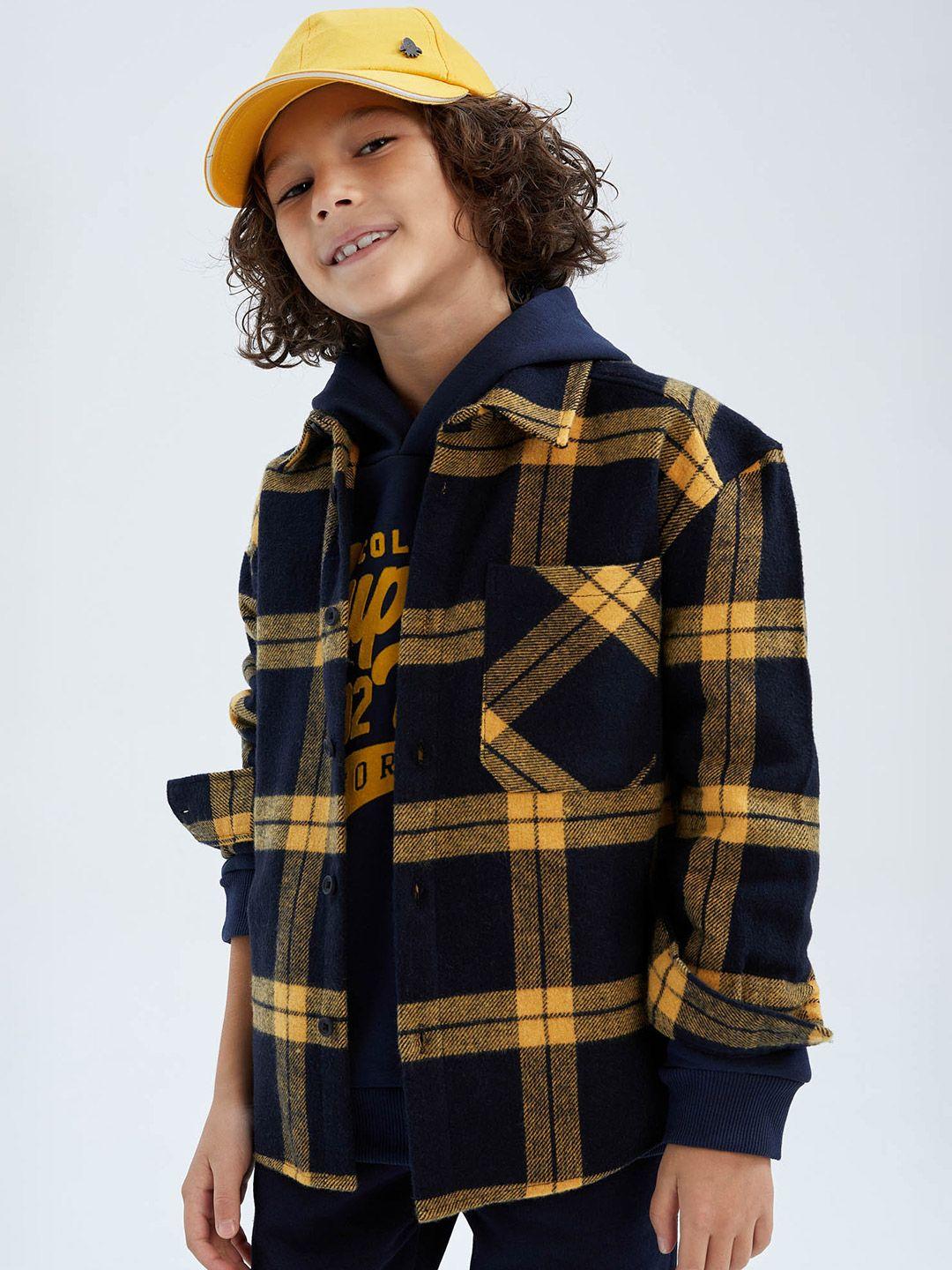 defacto boys checked hooded casual shirt