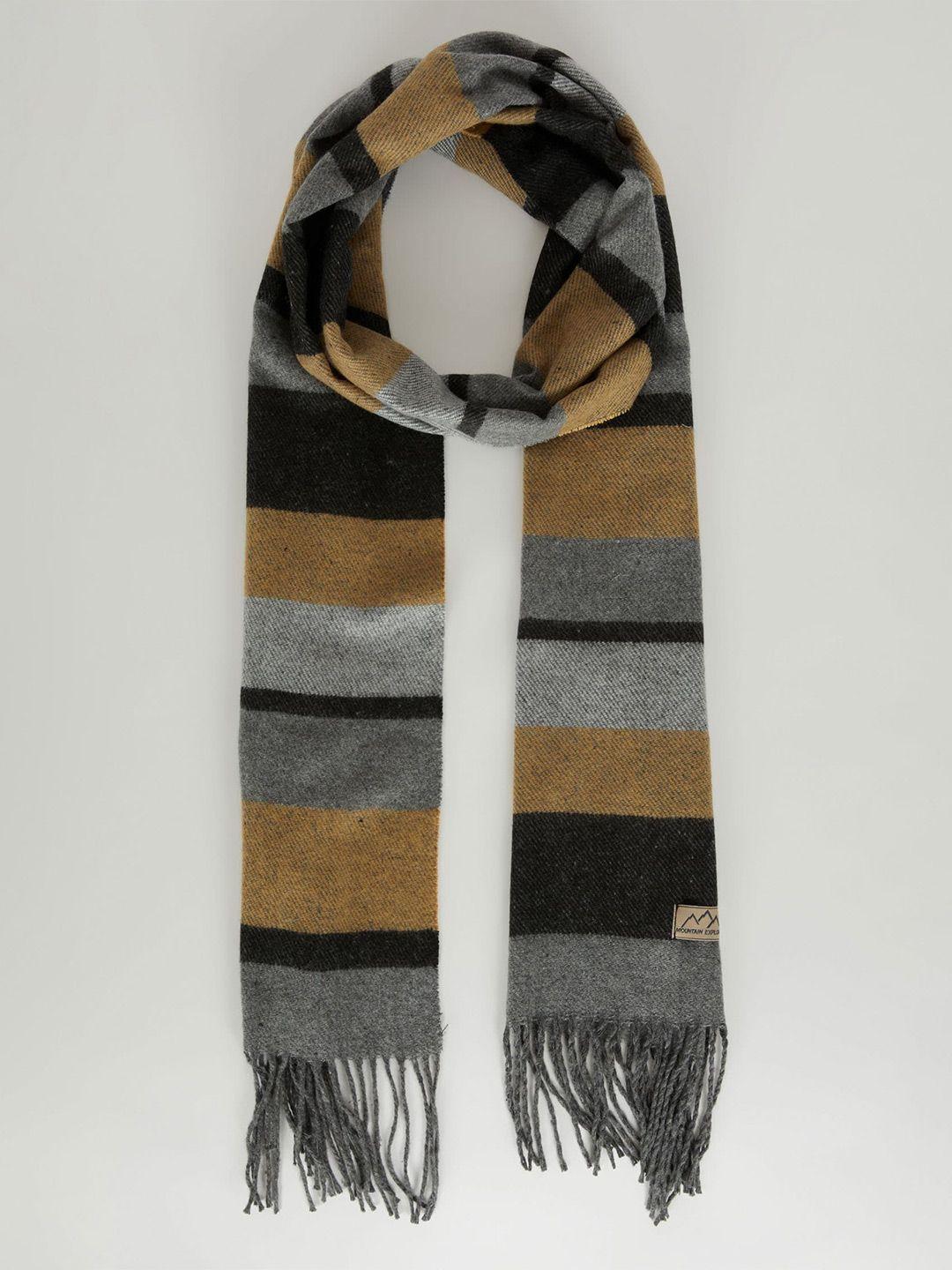 defacto men grey & mustard striped scarf
