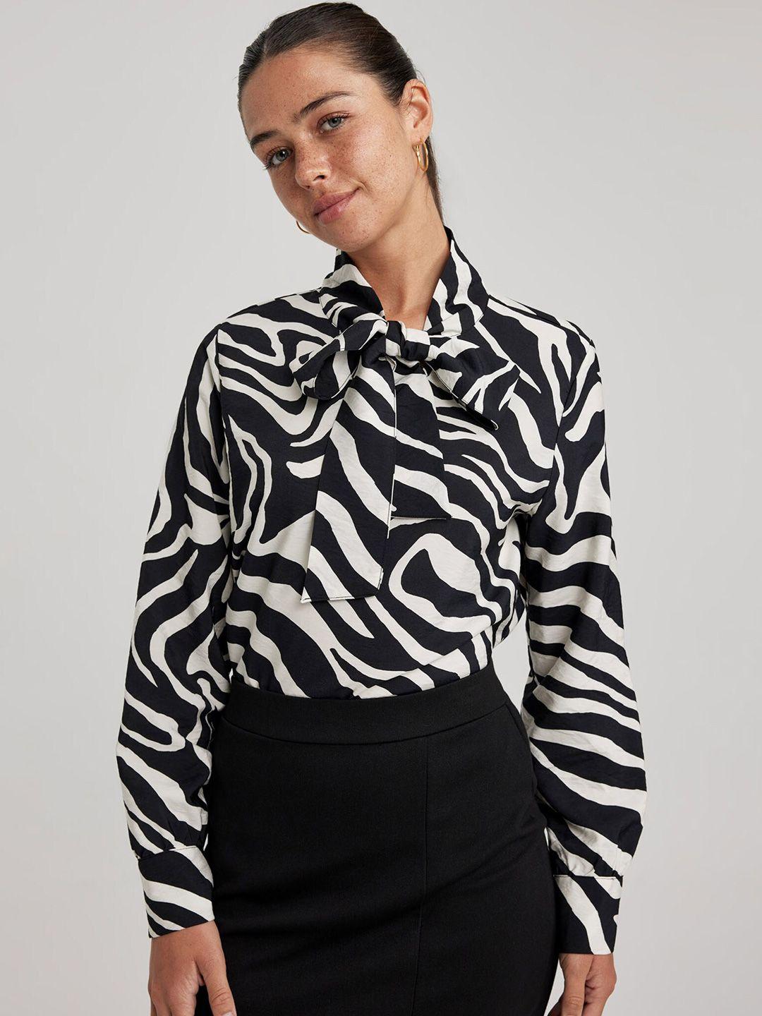 defacto animal printed tie ups shirt style top